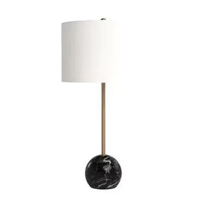 Lampe de table en métal moderne pour la décoration intérieure Lampe de chevet élégante parfaite pour la chambre, le salon et l'espace de travail - Product Image 1