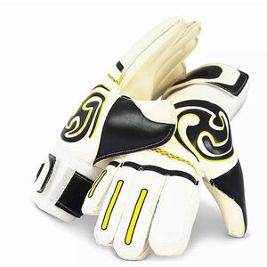 Nouveaux gants de gardien de but pour enfants en cuir allemand avec protection de la paume de 4 mm, sangle de poignet réglable et design antidérapant - Product Image 4