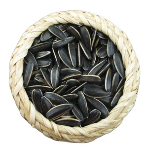 Graines de tournesol en sacs noirs, nouvelle récolte 2023, consommation humaine, noyau de tournesol rayé, séché, cru, emballage maximal de 25 kg, Bulgarie - Product Image 2