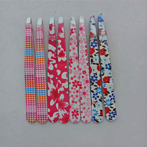 Meilleure fabrication de pinces à sourcils revêtues de papier Pince à sourcils en acier durable Conception personnalisée Pince à sourcils à pointe pointue - Product Image 4