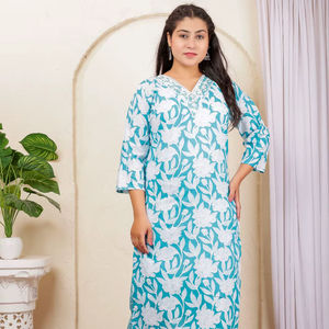 Conjunto de Kurta y Pantalón Largo Casual de Algodón Orgánico Puro, Corte Recto, Mangas 3/4, Largo hasta la Rodilla, Cuello Bordado, Cintura Elástica - Product Image 1