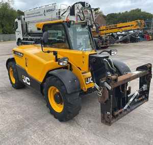 รถยกเทเลแฮนด์เลอร์ JCB 525-60 ยกสูง 6 เมตร รับน้ำหนัก 2.5 ตัน เครื่องยนต์ดีเซล ขับเคลื่อน 4 ล้อ ขนาดกะทัดรัด - Product Image 2