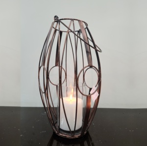 Linterna de malla de alambre de metal duradera grande para decoración de entrada, linterna de vela de Pilar hecha a mano para decoración navideña del hogar - Product Image 2