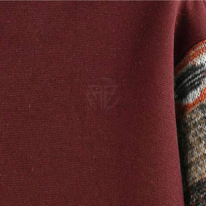 Sweats à capuche pour femmes d'hiver en plein air les plus vendus - Matière en polaire douce, écologique, logo personnalisable sur le devant - Product Image 3