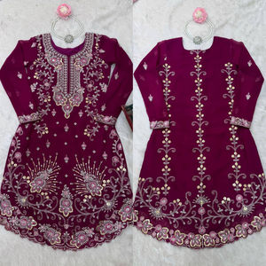 Belle traditionnelle indienne pakistanaise fausse Georgette Kurti Shalwar Kameez ensemble moderne élégant vêtements prêt à porter nouveau vente en gros - Product Image 1