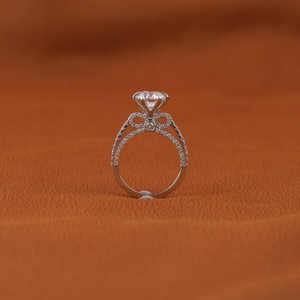 Anillo de compromiso de oro macizo de 18 quilates con diamante cultivado en laboratorio de 2,0 quilates, certificado IGI, regalo de cumpleaños perfecto para ella - Product Image 6