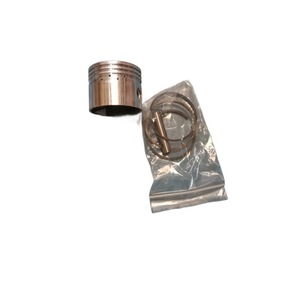 Ensemble piston, segments et axe Daac100Cv compatible Réf. 701279 pour moteurs diesel de construction et agricoles, incluant pompe à carburant - Product Image 1