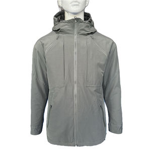 Veste coupe-vent pour homme de haute qualité en tissu uni pour l'hiver et ensemble de shorts à logo personnalisé imprimé numériquement en 2 pièces - Product Image 6