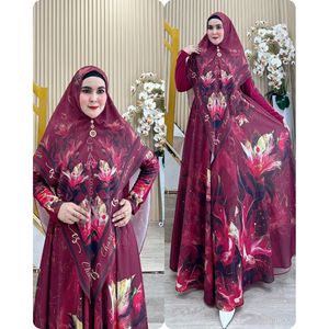 El mejor producto Natasya Series Casual Enchanted Flame conjunto de vestido con cuello con capucha borla decoración arte indonesio de flores ardientes - Product Image 2