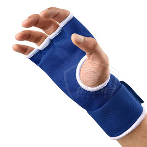 Guantes de Boxeo de Estilo Moderno, Personalizables y Cómodos, Diseño Personalizable para Trabajo al Aire Libre, Hechos en Pakistán - Product Image 3