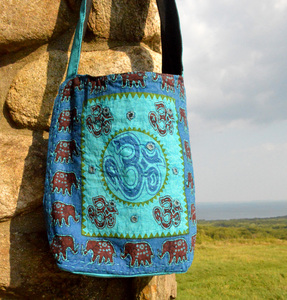 Bolso de tirantes bordado de arte tradicional indio hecho a mano, forro de lona de algodón con una sola Correa, moda de noche térmica Vintage para mujer - Product Image 3