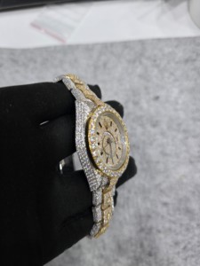 นาฬิกาผู้ชายหรูหราประดับเพชรโมอิสซาไนต์ หน้าปัดดีไซน์เฉพาะตัว สายสแตนเลสสตีล โมอิสซาไนต์ VVS สไตล์ฮิปฮอป - Product Image 6