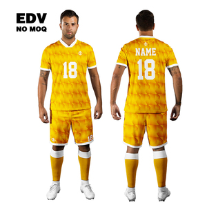 Camiseta de fútbol para ropa OEM con diseño de sublimación personalizado e impresión de logotipo - Product Image 5