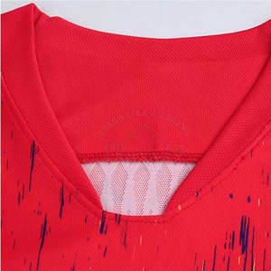 Uniformes de Fútbol Personalizados al por Mayor para Jóvenes y Adultos, Uniformes Deportivos con Impresión Personalizada - Product Image 4