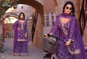 ชุดสูทพาลาซโซพิมพ์ลายคางสุดหรูสำหรับผู้หญิงพร้อมชุดดูพัตต้าปักลายมีสไตล์ชุดงานเลี้ยงฉลองจากคอลเลกชันของดีไซน์เนอร์ - Product Image 6