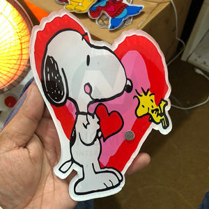 Plateaux de carreaux de cils en acrylique Pooh durables pour la Saint-Valentin Porte-extension de cils moelleux Outil de palette Marque privée - Product Image 5