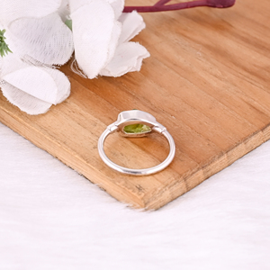 Rough Stone Jewelry Women's Ring Natural Peridot Raw Gemstone Birthstone Ring Party Jewelry 925 Sterling Silver Ring For Her - Product Image 3