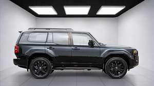 TOYOTA PRADO 250 VX PREMIUM 2.8D 2026 – NEGRO, VOLANTE A LA IZQUIERDA - Product Image 4