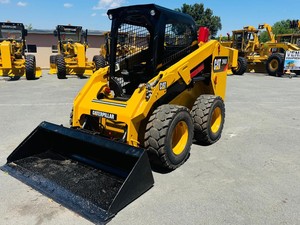 Chargeuse compacte sur pneus JCB 270T 2021 avec moteur Yanmar 74 CV, hydraulique TOSHIBA – Puissance, sécurité et confort dans une conception compacte. - Product Image 5