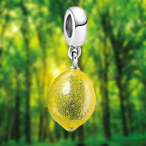 สร้อยคอชาร์มสีเหลืองส้มสไตล์น่ารัก พร้อมจี้รูปส้มและเงิน - Product Image 6
