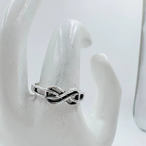 Anillo de filigrana de plata 92,5 con acabado de lujo - Product Image 1