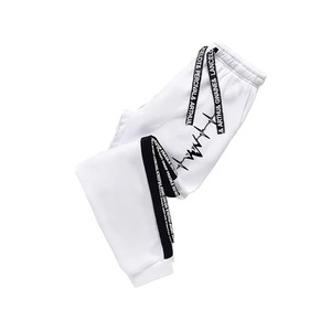 Ensemble de vêtements de sport décontractés pour hommes, respirant et écologique, automne-hiver 2025, sweat-shirt et pantalon unis - Product Image 5