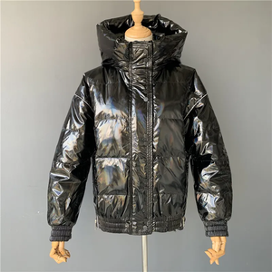 Chaqueta Acolchada de Invierno para Hombre con Logotipo Personalizado OEM, Ecológica, Transpirable, con Cuello Alto y Cierre de Cremallera, Estilo Urbano - Product Image 4