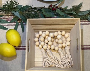 Lot de quatre ronds de serviette en perles de bois Décor de cuisine et de table pour les dîners Rond de serviette en or Cuisine personnalisée Restaurant - Product Image 5