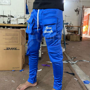 OEM Custom Logo <b>Men's</b> High Waist Distressed Track Pants Unisex <b>Cargo</b> <b>Jogger</b> with Best Quality Quick Dry <b>for</b> Casual Use - Product Image 4