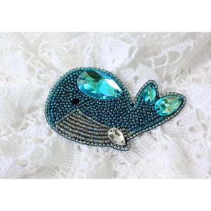 Broche de Lujo Hecho a Mano con Cuentas, con Cristal y Perlas Bordadas Personalizadas, Pin de Moda para Ropa y Accesorios de Mujer - Product Image 6