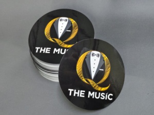 Uv in ấn công ty logo nhãn dán tùy chỉnh ngoài trời không thấm nước dính Vinyl PVC phim hoạt hình chết cắt Sticker tùy chỉnh dán - Product Image 3