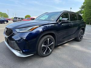 (W&T) PROMOCIÓN Venta de Autos Usados TOYOTA HIGHLANDER XSE FWD SPORT UTILITY FWD SUV 2022 - Product Image 4