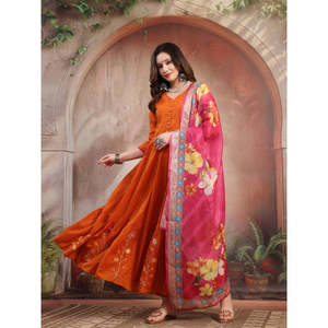 ชุดอานาร์กาลีปักลายสีสนิมสำหรับผู้หญิง พร้อมผ้าคลุมไหล่ สไตล์ปากีสถาน สำหรับงานเทศกาลและงานปาร์ตี้ - Product Image 3