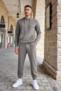 ชุดวอร์มผ้าอินเตอร์ล็อค 420GSM แบบสั่งทำพิเศษ สำหรับผู้ชาย ทรงเข้ารูป เสื้อฮู้ดดี้และกางเกงจ็อกเกอร์ สีเขียวกากี ปักโลโก้ สไตล์พรีเมียม - Product Image 3