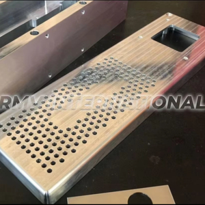 Pièces usinées CNC VMC en acier inoxydable, composants personnalisés pour l'usinage, le brochage, l'électroérosion à fil et les services de fraisage. - Product Image 2