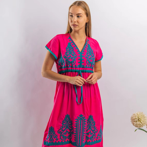 Automne été Boho Resort tunique en gros rose genou-longueur broderie robe gland doux Style tissé taille bouton décoration - Product Image 1