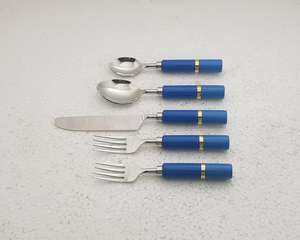 Juego de Cubiertos de Acero Inoxidable Plateado con Mango de Madera de Terrazo, Juego de Cubiertos de Cinco Piezas de Primera Calidad, Moderno y de Tendencia - Product Image 6