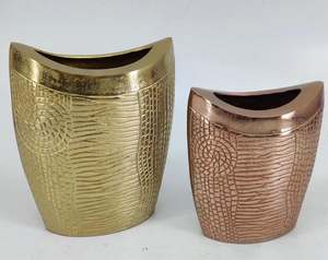 <b>Vase</b> For luxury style large <b>vase</b> decoration latest finished flower home Aluminum Table <b>Vase</b> <b>Gold</b> Finish Metal Flower daily use - Product Image 3