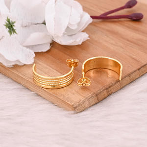 Pendientes de Aro Pequeños de Color Dorado de Moda para Mujer, Pendientes de Latón Redondos y Suaves, Joyería de Moda para Fiesta - Product Image 4