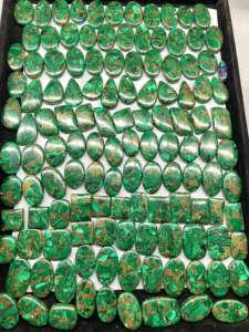 Vente en gros 100% cabochon en cuivre naturel malachite pierres précieuses polies pour la fabrication de bijoux - Product Image 4