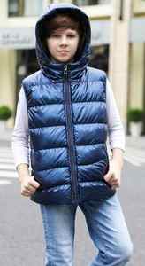 Chaleco acolchado de alta calidad transpirable acolchado invierno cálido espesar chalecos acolchados sin mangas con capucha desmontable chalecos hinchados OEM - Product Image 4