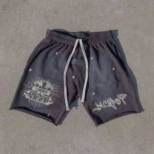 Short pour homme 100% Cotto Acid Wash vieilli avec impression de logo personnalisé Style décontracté Motif solide - Product Image 5