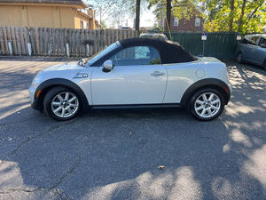 MINI Cooper Roadster S 2013 USADO EN BUEN ESTADO, TRACCIÓN DELANTERA, VOLANTE A LA IZQUIERDA, 5 ASIENTOS, 50001-75000 Millas, Euro IV - Product Image 4