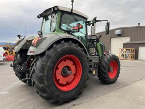 Tractor Fendt 828 VARIO 2015, Máquina Agrícola de Alta Potencia para Agricultura de Trabajo Pesado - Product Image 5