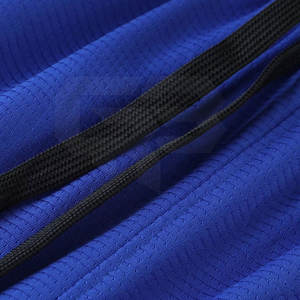 Short d'extérieur pour hommes personnalisé OEM High Street Design élégant avec motif solide Fabriqué au Pakistan Logo personnalisé - Product Image 4