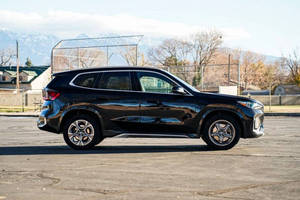 สภาพดีเยี่ยม รถมือสอง BMW X1 ปี 2025 - Product Image 4