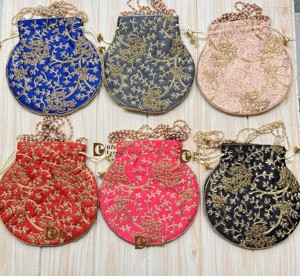 Elegante y ligero bolso de mujer decorado con perlas para ropa de fiesta - Product Image 2