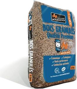 Système de chauffage à briquettes de granulés de bois de qualité supérieure, origine FR, sacs de 15 kg, 0,5 % de cendres, 3900 J - Product Image 4