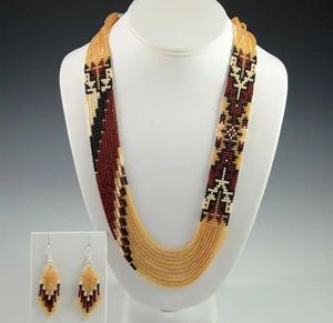 Collar de tendencia para mujer Casual to Glam Looks Eventos Accesorios para mujer Collar hecho a mano - Product Image 1