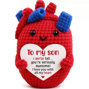 Poupée Cœur en Coton Faite au Crochet, Série Cartes Cadeaux Tissées, Cadeau Romantique et Emotionnel pour Couples, Saint-Valentin - Product Image 6